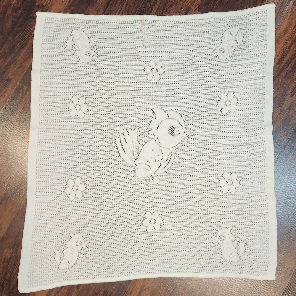 Vintage Newport Blanket Baby Infant Knit White Bird Flower RN 3081 Japan 30 x 32